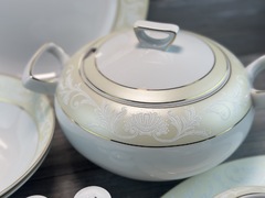 ������� Yvonne ������� 3�