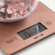 ���� �������� Taylor ������� TYPSCALE5TTRGLD