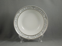 �������� ������� Yvonne ������� 23��