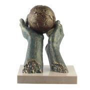 Скульптура Я дарю тебе мир 21х27х28см Ang291