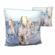 Подушка декоративна Коні 45х45см 021-1802